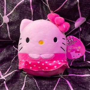 Hello kitty 8in squishmallows